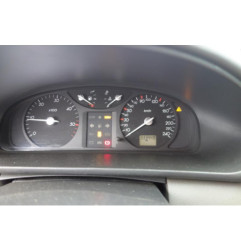 Calandre RENAULT LAGUNA 2