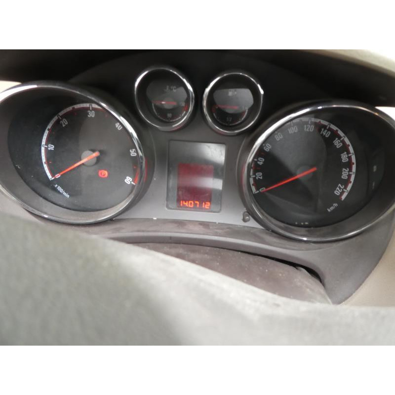 Vitre avant gauche OPEL MERIVA B Photo n°10