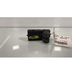 Interrupteur de leve vitre avant gauche OPEL MERIVA B