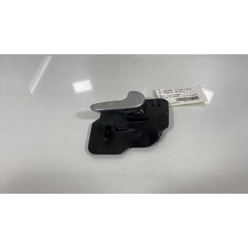 Poignee interieur arriere droit OPEL MERIVA A Photo n°2