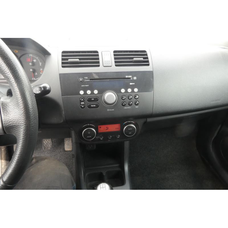 Etrier avant gauche (freinage) SUZUKI SWIFT 3 Photo n°4