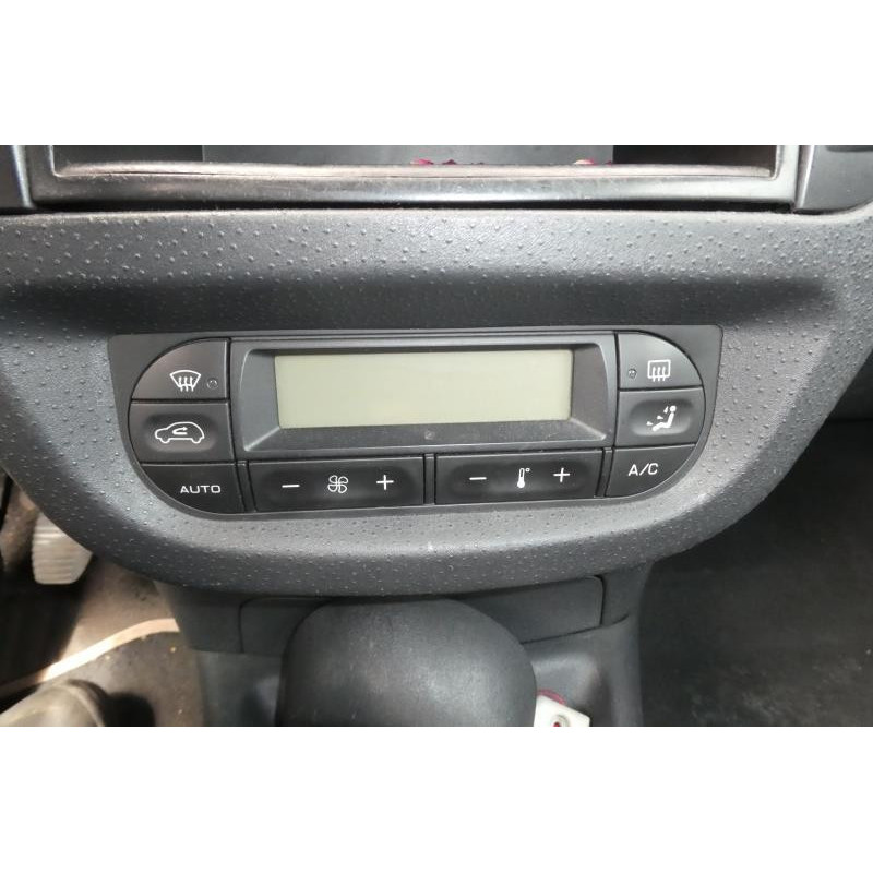 Porte avant droit CITROEN C3 PLURIEL Photo n°7