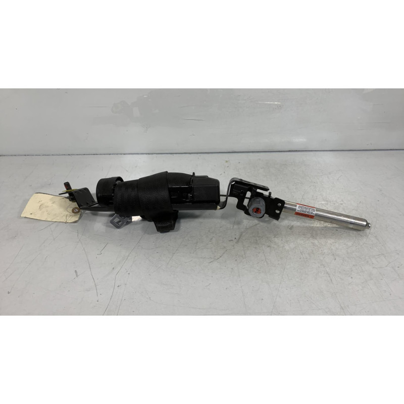 Pretensionneur de ceinture avant droit VOLVO C 30 Photo n°3
