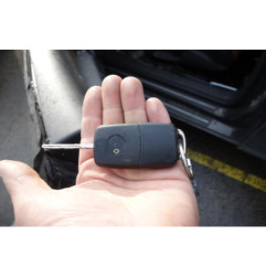 Verin de coffre VOLKSWAGEN SCIROCCO 3