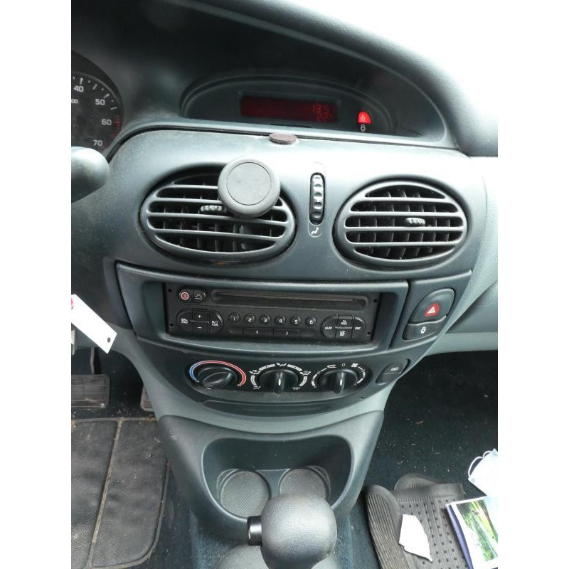 Verin de coffre RENAULT SCENIC 1 Photo n°4