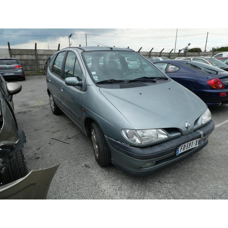 Verin de coffre RENAULT SCENIC 1 Photo n°8