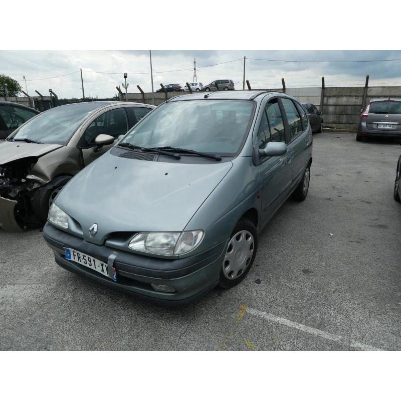Verin de coffre RENAULT SCENIC 1 Photo n°10