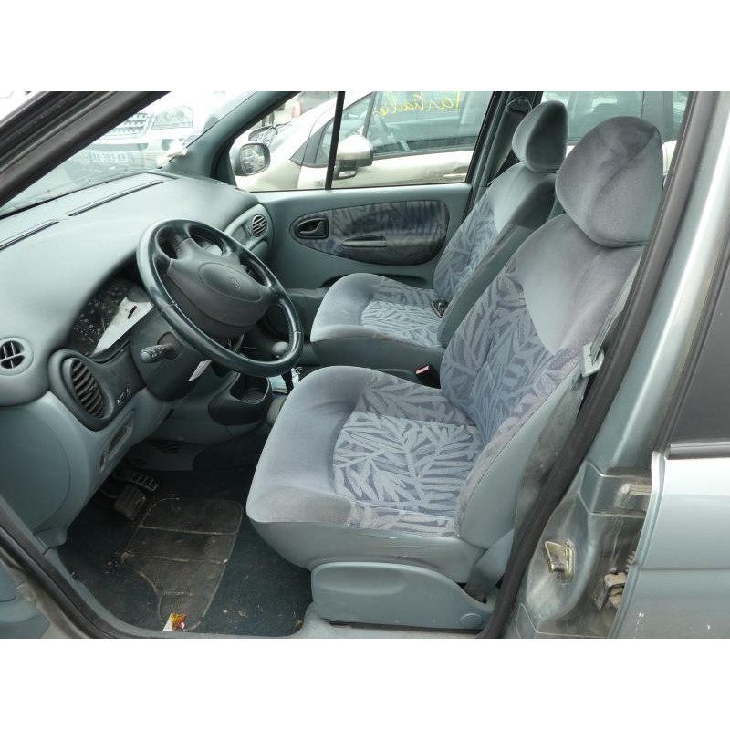 Verin de coffre RENAULT SCENIC 1 Photo n°12