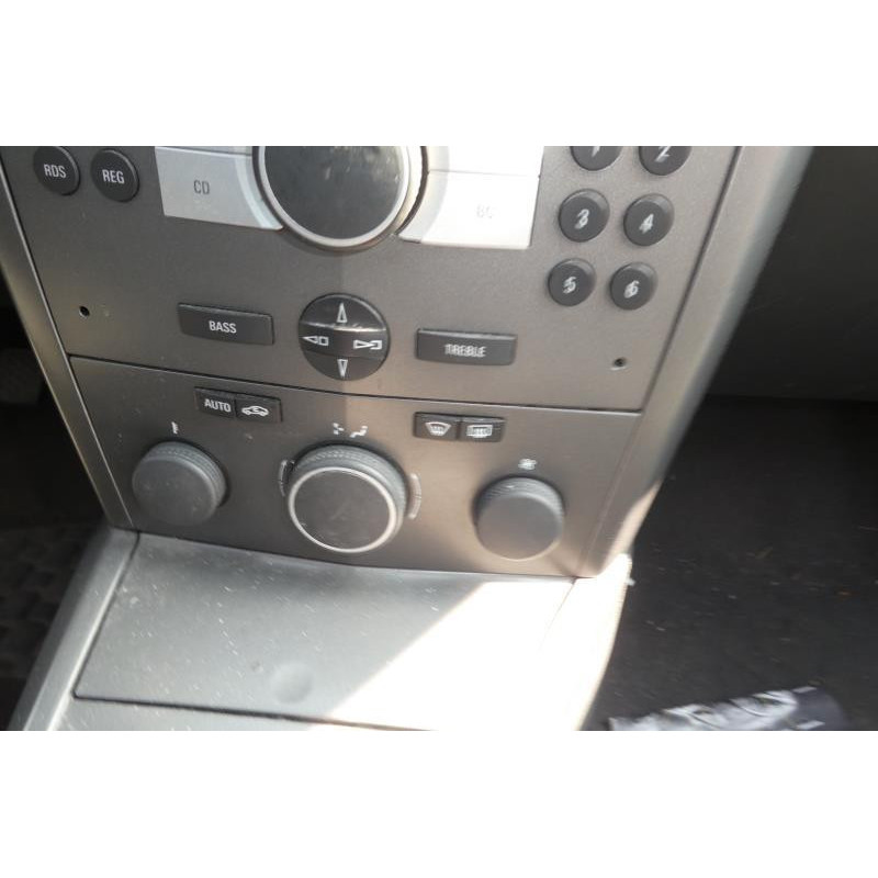 Porte avant gauche OPEL ASTRA H Photo n°6