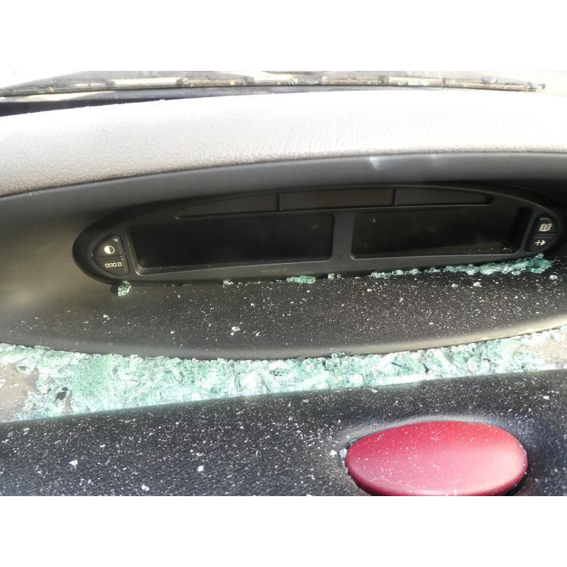 Face avant CITROEN XSARA PICASSO Photo n°8