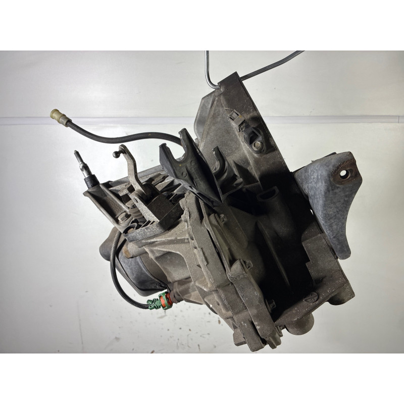 Boite de vitesses RENAULT CLIO 3 Photo n°2
