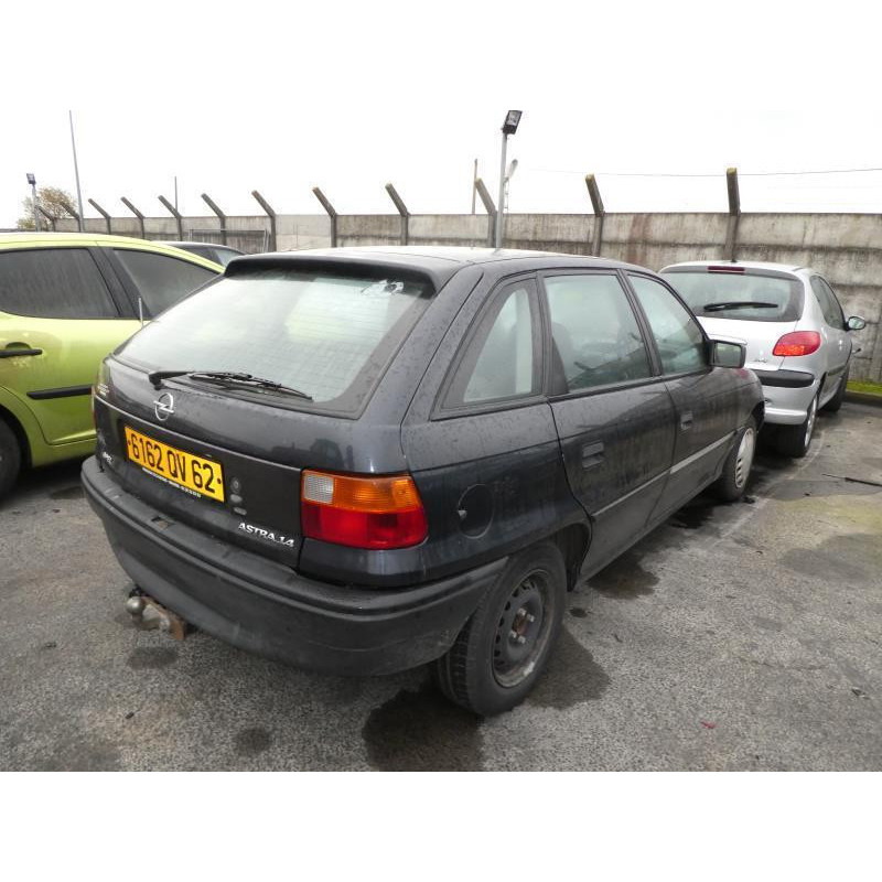 Serrure avant gauche OPEL ASTRA F Photo n°4