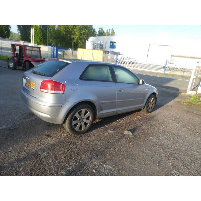 Pretensionneur de ceinture avant gauche AUDI A3 2 Photo n°14