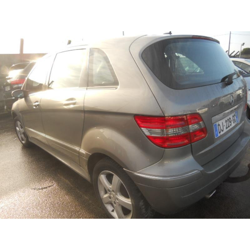 Autoradio d'origine MERCEDES CLASSE B 245 Photo n°8