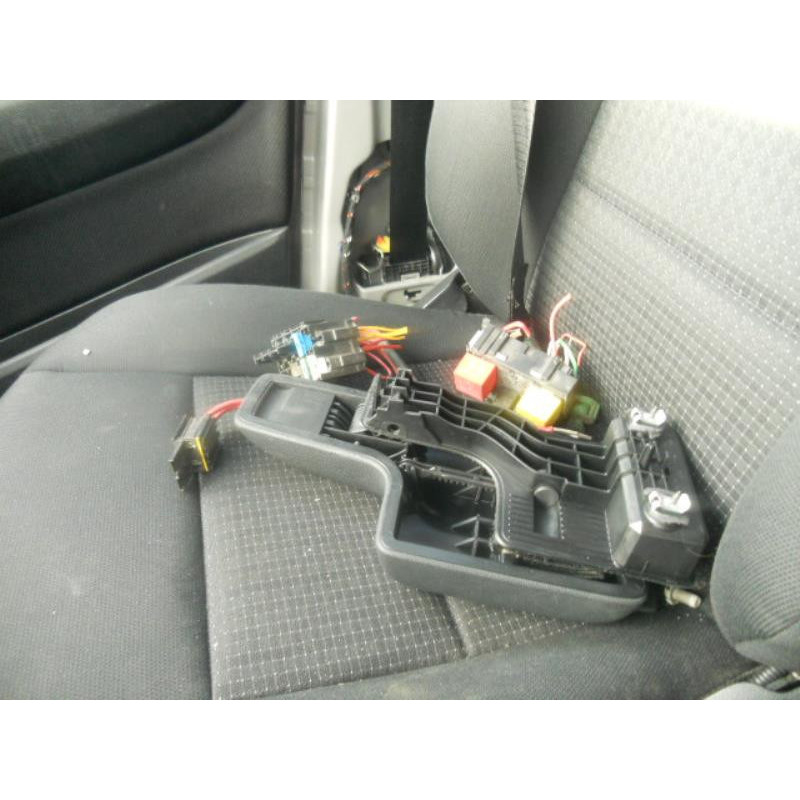 Autoradio d'origine MERCEDES CLASSE B 245 Photo n°11