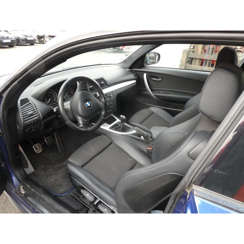Verin de coffre BMW SERIE 1 E81 Photo n°9
