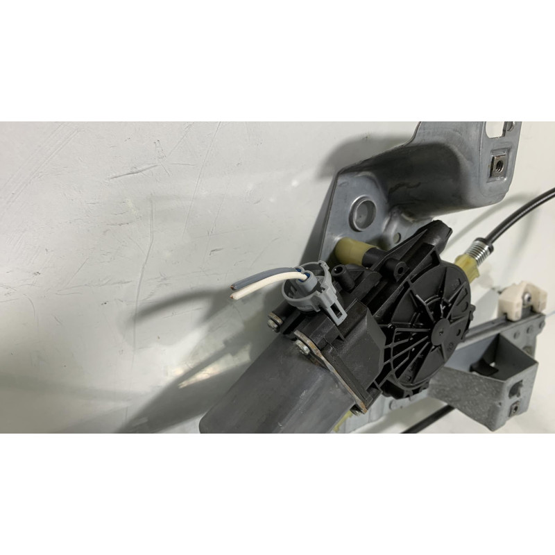 Leve vitre electrique avant gauche RENAULT KANGOO 2 Photo n°3