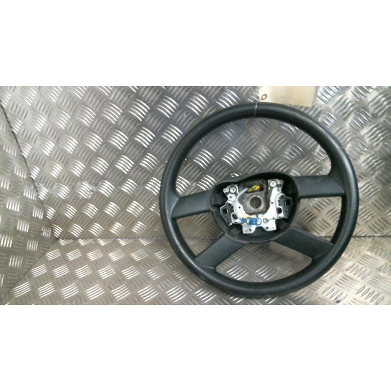 Volant VOLKSWAGEN FOX Photo n°2