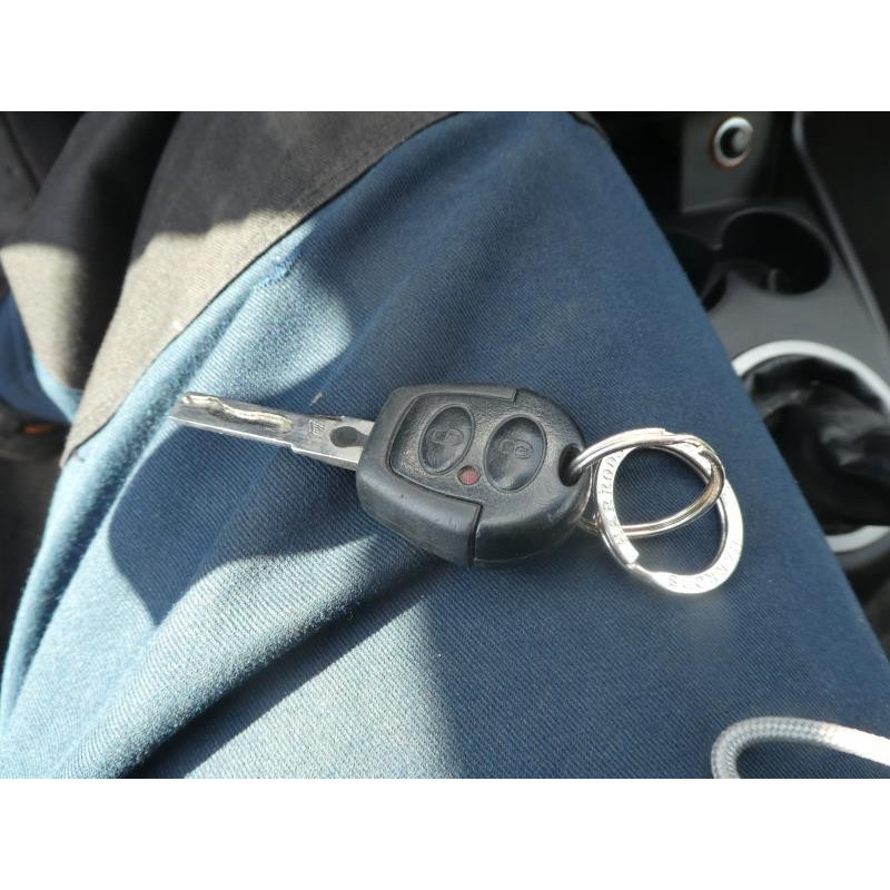 Volant VOLKSWAGEN FOX Photo n°8