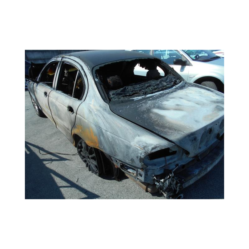 Bloc ABS (freins anti-blocage) JAGUAR X-TYPE Photo n°7