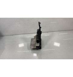 Serrure avant droit VOLKSWAGEN PASSAT 4