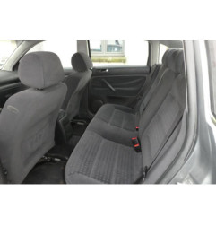 Serrure avant droit VOLKSWAGEN PASSAT 4