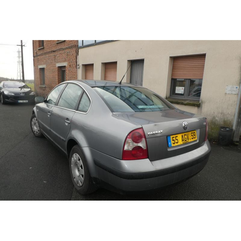 Serrure avant droit VOLKSWAGEN PASSAT 4 Photo n°9