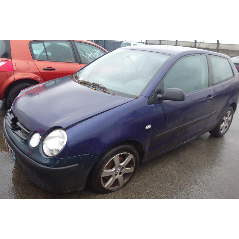 Malle/Hayon arriere VOLKSWAGEN POLO 4 Photo n°3
