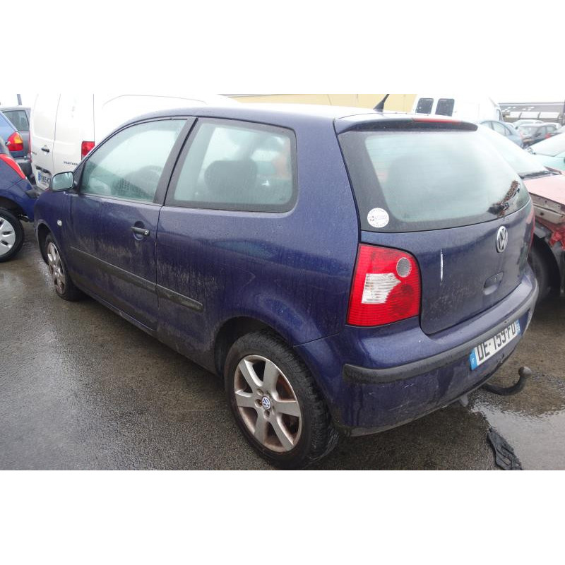 Malle/Hayon arriere VOLKSWAGEN POLO 4 Photo n°6