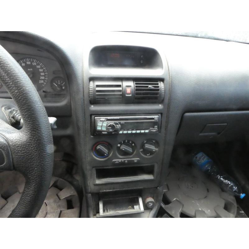 Porte avant droit OPEL ASTRA G Photo n°13