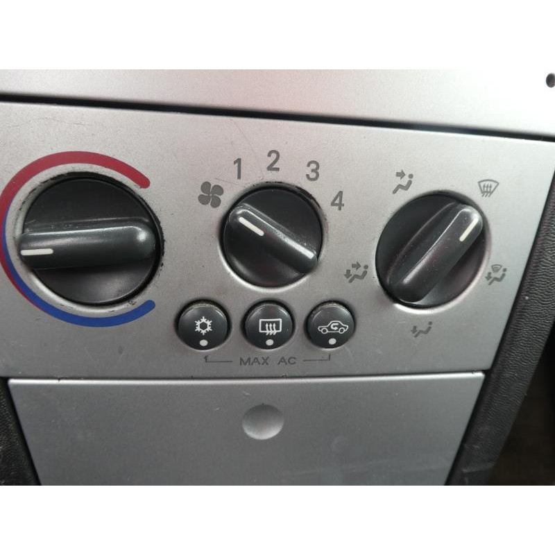 Capot OPEL MERIVA A Photo n°8