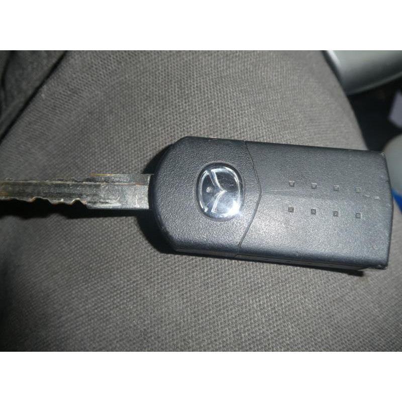 Malle/Hayon arriere MAZDA 5 1 Photo n°7