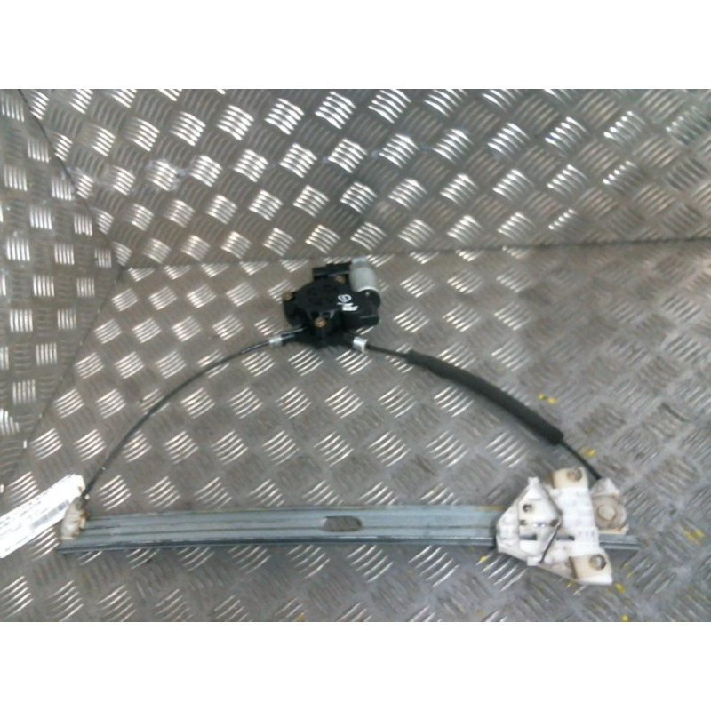 Leve vitre electrique avant gauche MAZDA 5 1 Photo n°1