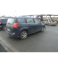 Planche de bord complete PEUGEOT 5008 1