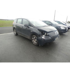 Planche de bord complete PEUGEOT 5008 1