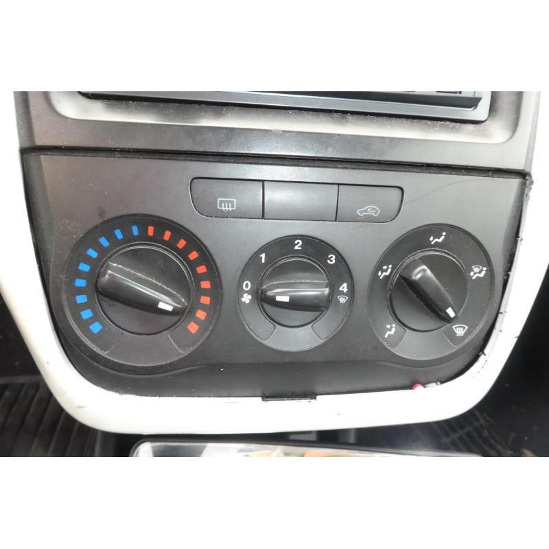 Moteur FIAT GRANDE PUNTO Photo n°8