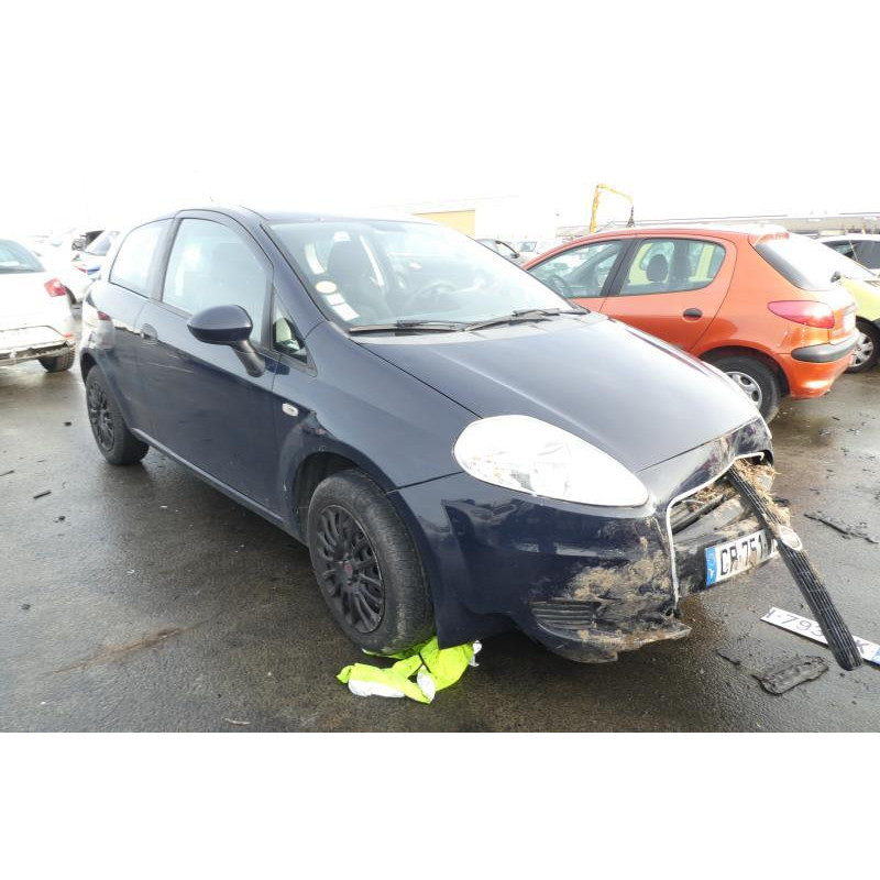 Moteur FIAT GRANDE PUNTO Photo n°12