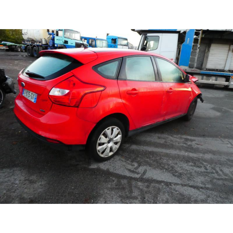 Malle/Hayon arriere FORD FOCUS 3 Photo n°12