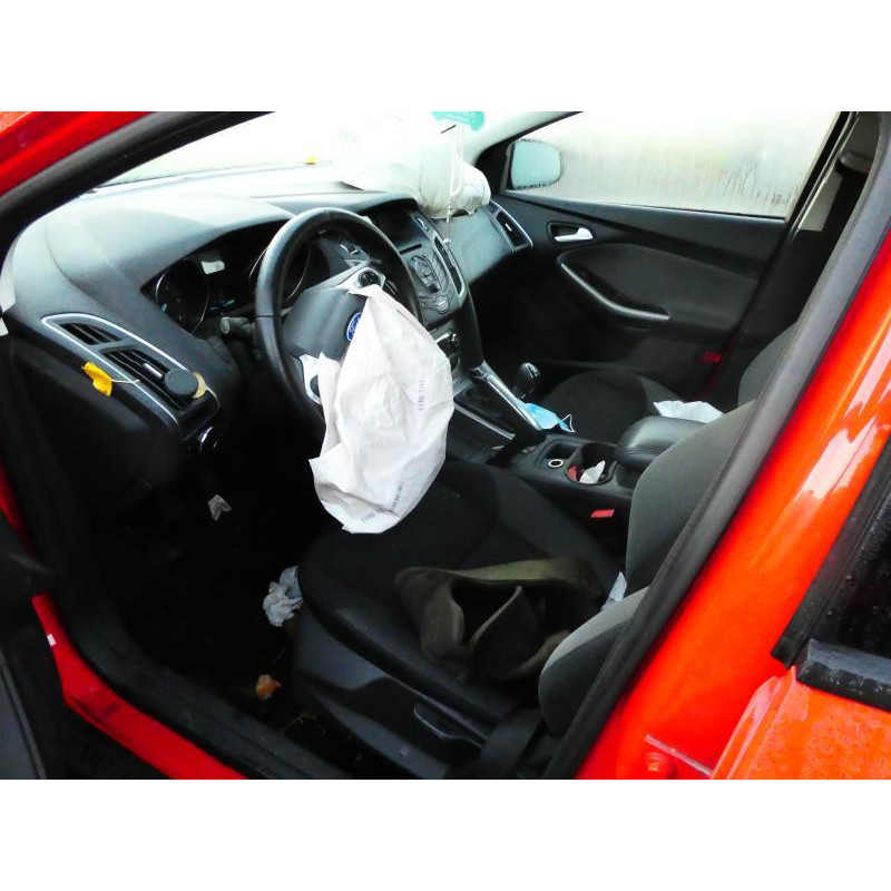 Malle/Hayon arriere FORD FOCUS 3 Photo n°13