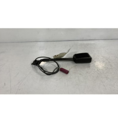 Attache ceinture avant droit FORD FOCUS 3