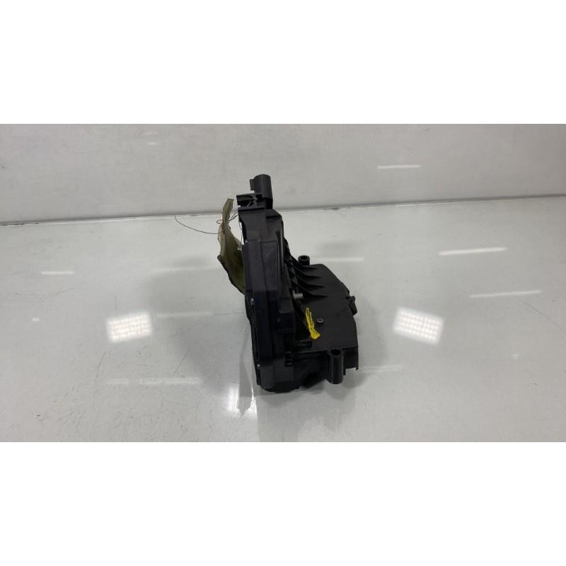 Serrure avant droit FORD FOCUS 3 Photo n°1