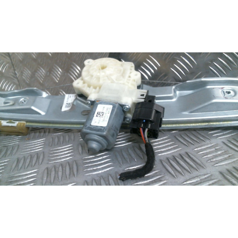 Leve vitre electrique arriere gauche FORD FOCUS 3 Photo n°3