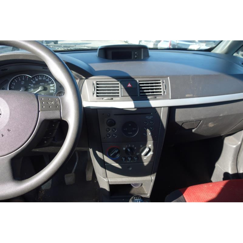 Porte avant droit OPEL MERIVA A Photo n°11