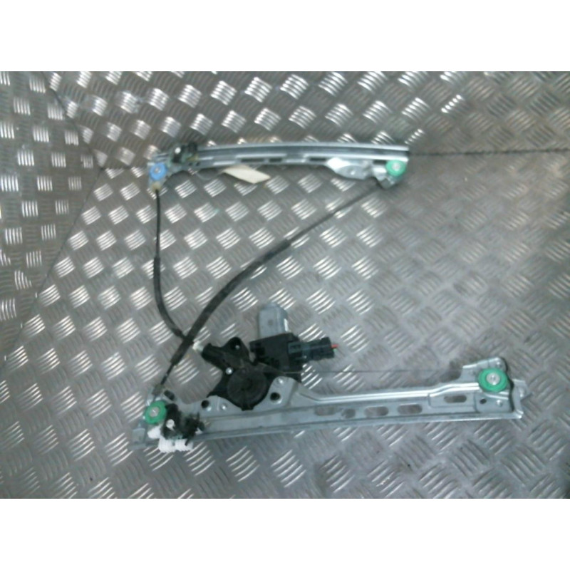 Leve vitre electrique avant gauche RENAULT MEGANE 4 Photo n°2