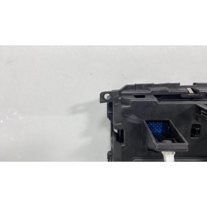 Commande chauffage RENAULT MEGANE 4 Photo n°11