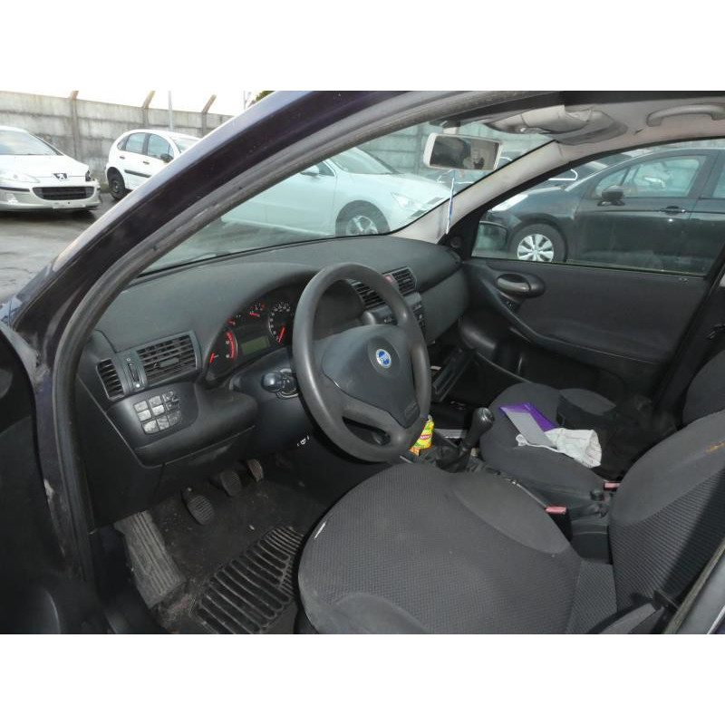 Porte avant gauche FIAT STILO Photo n°7