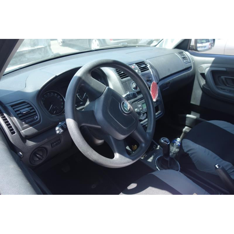 Renfort pare choc avant (traverse) SKODA FABIA 2 Photo n°6