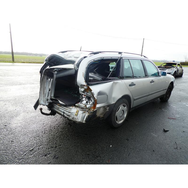 Pare soleil gauche MERCEDES CLASSE E 210 Photo n°4