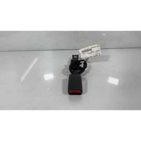 Attache ceinture avant droit TOYOTA AURIS 1 Photo n°1