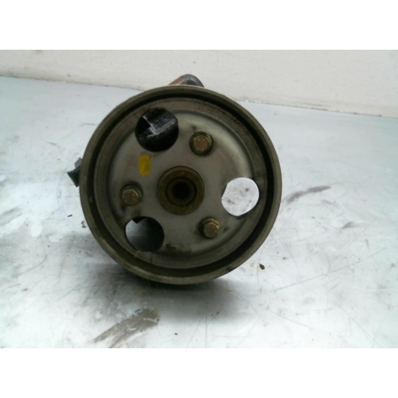 Pompe de direction RENAULT LAGUNA 1 Photo n°3